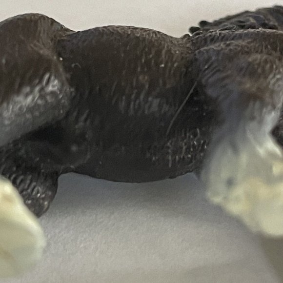 Safari Limited Black Friesian Mare Horse Animal Figurine - Picture 7 of 8